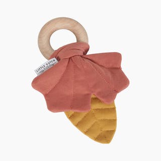 Crinkle Toy Leaves